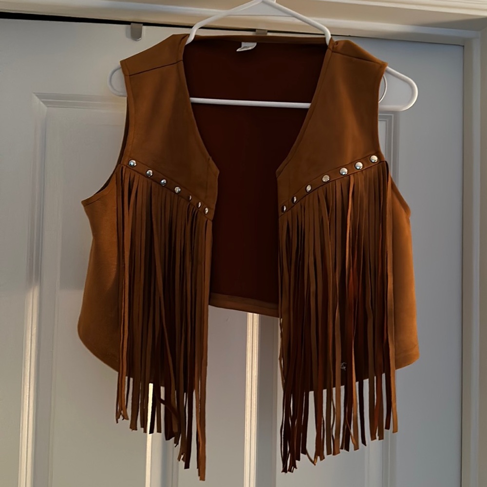 Brown cowgirl vest. Size medium